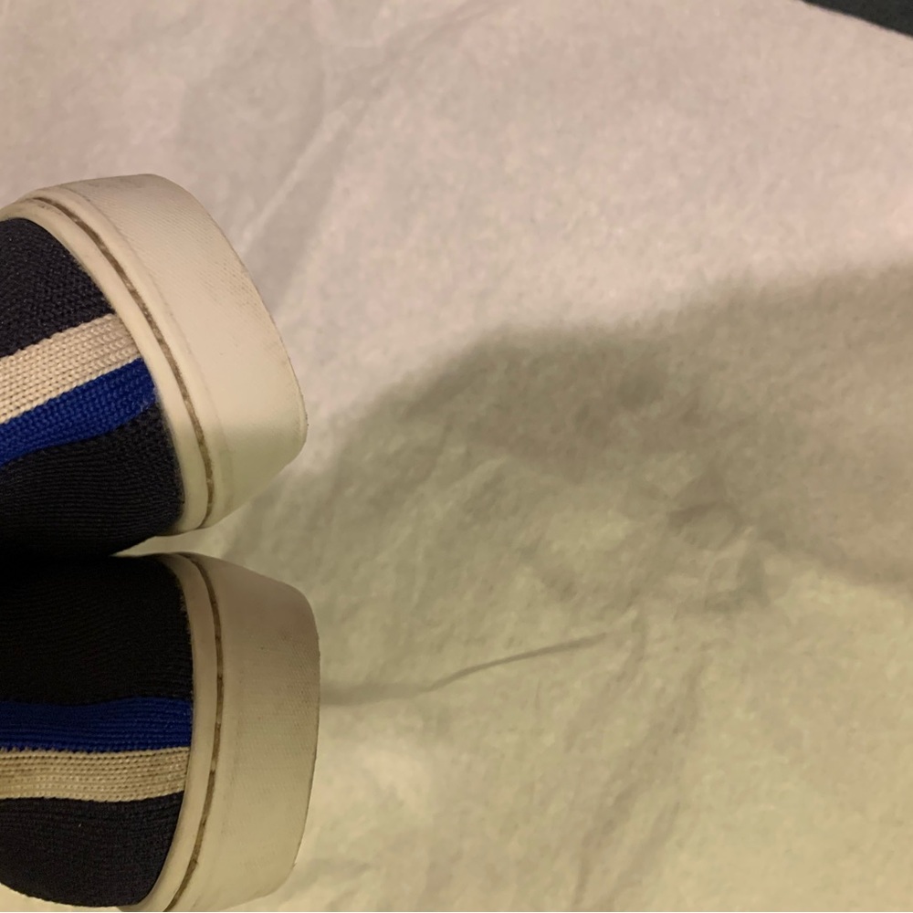 Kids Rothy’s Shoes - Picture 9 of 9